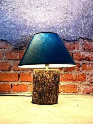 Χειροποίητο φωτιστικό από ξύλο πεύκου σαν καινούργιο