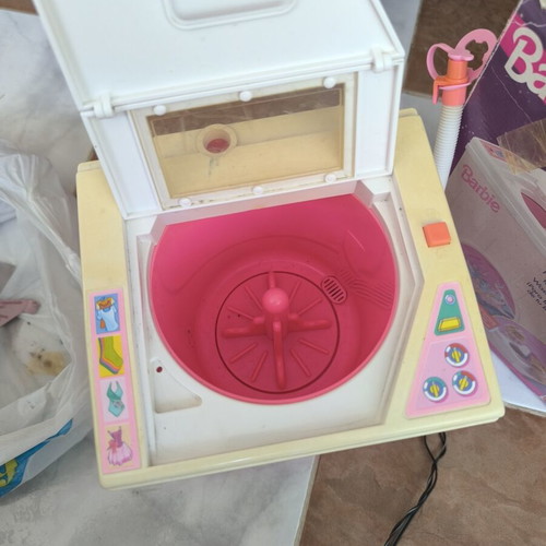 Vintage Barbie Washing Machine like new