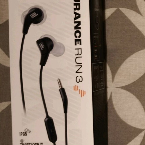 JBL Run 3 Earbuds New