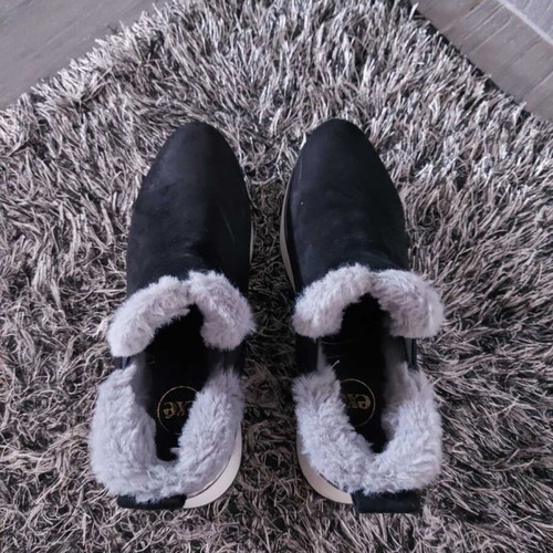 Exe black boots like new size 38