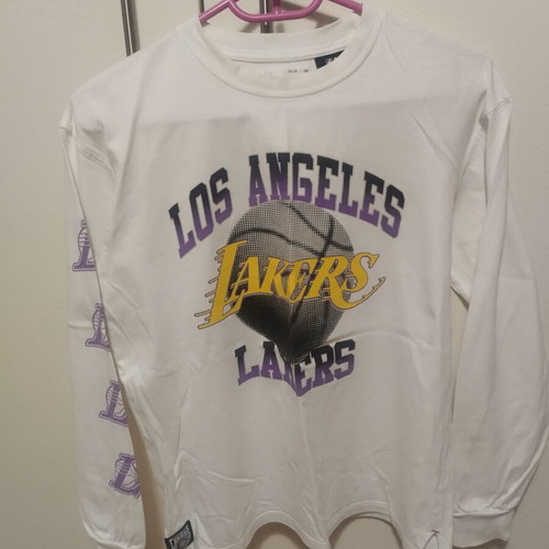 Zara unisex μπλούζα NBA Lakers μακρυμάνικη σαν καινούργιο, μέγεθος 164 cm