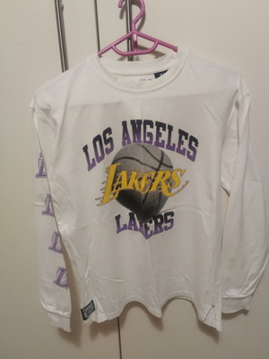 Zara unisex μπλούζα NBA Lakers μακρυμάνικη σαν καινούργιο, μέγεθος 164 cm