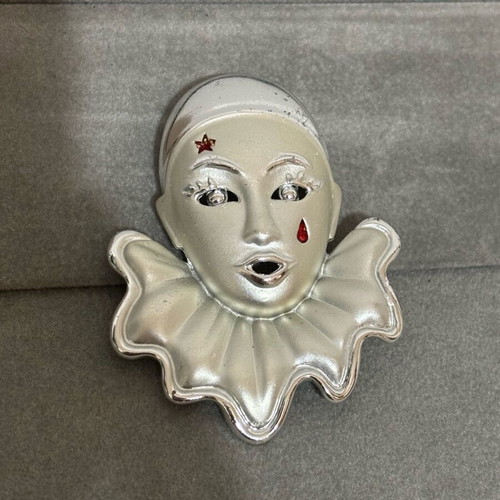Pierrot Clown vintage pin used with red enamel and gold tone