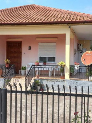 Μονοκατοικία 120 τ.μ. σε οικόπεδο 640 τ.μ. σε καλή κατάσταση στο Νησέλλι