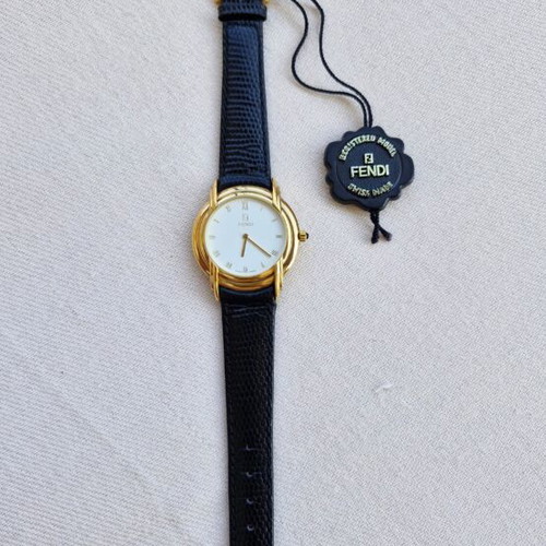 Fendi watch, face diameter 3cm, brand new