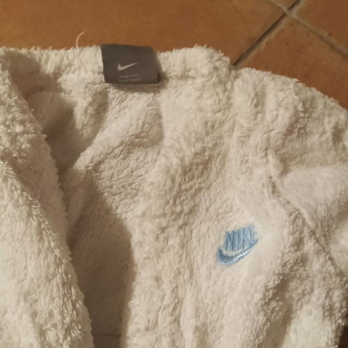 Vintage Nike baby bathrobe like new, white cotton, 5-12 months