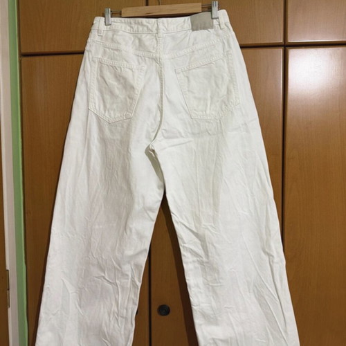 White baggy jeans Pull & Bear like new, size L