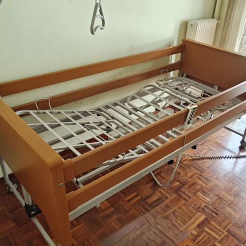 VITA Orthopaedics Electric Adjustable Hospital Bed like new