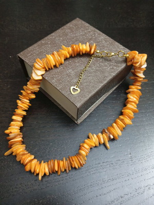 Necklace with orange irregular coral new