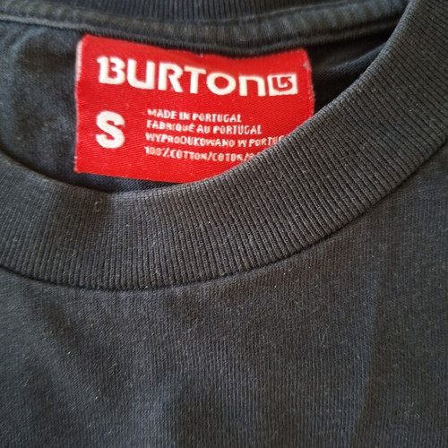 Burton t-shirt small size like new, black