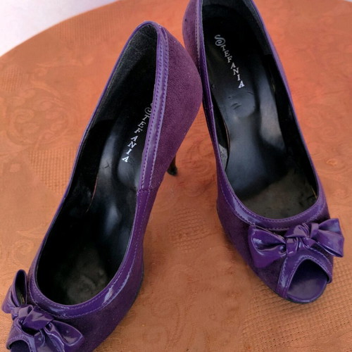 Stefania purple pumps like new, size 39