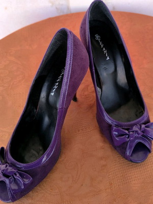 Stefania purple pumps like new, size 39
