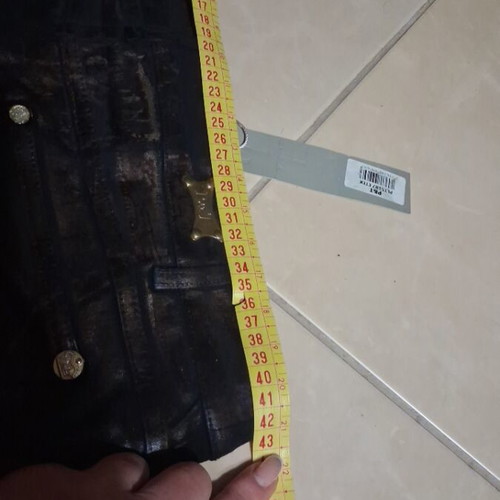 Skirt new with elastic fabric resembling leather