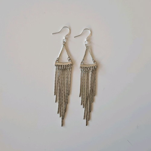 Dangling earrings like new, silver stainless steel