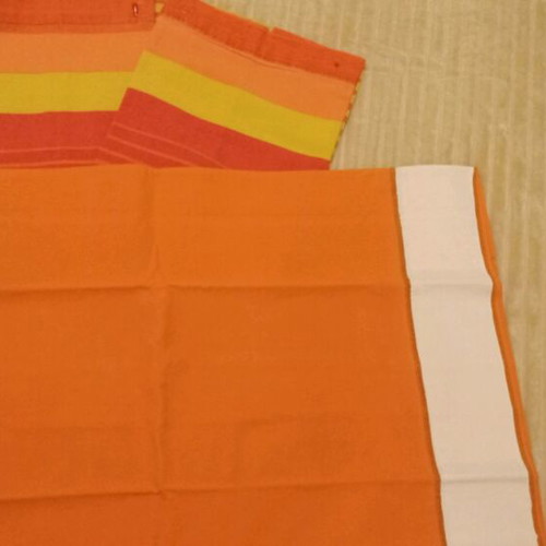 Duvet cover set, flat sheet and pillowcases like new