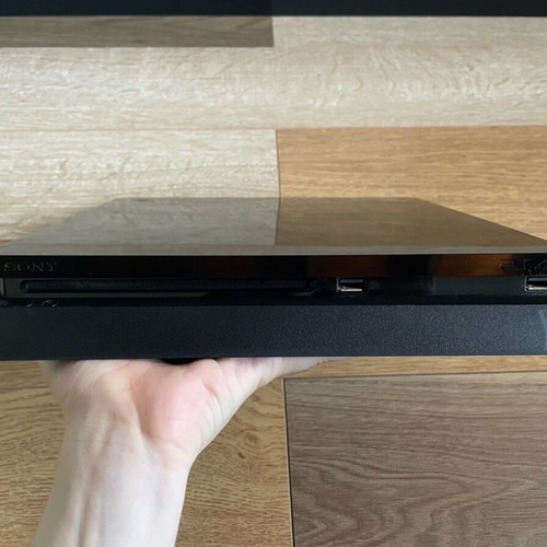 PlayStation 4 Slim Final Fantasy XV Luna Limited Edition 1TB μεταχειρισμένη