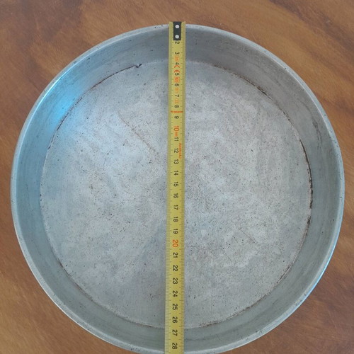Round aluminum baking pans used, set of 2, 28cm and 32cm