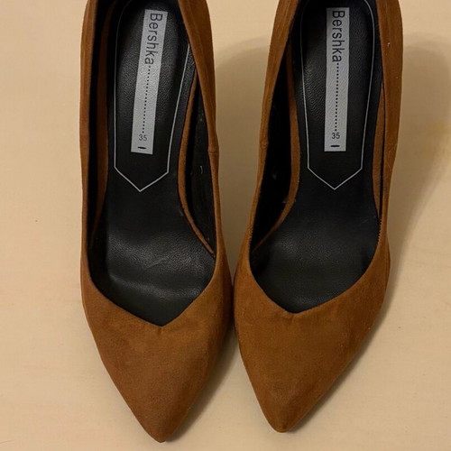 Bershka pumps size 35 like new, 10 cm heel