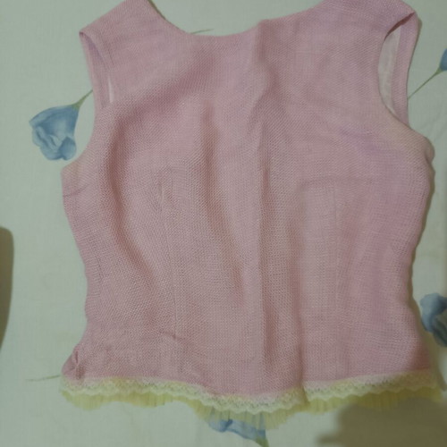 Pink women's sleeveless top with romantic details, like new