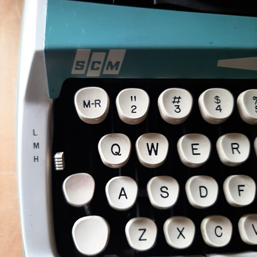 Smith Corona Zephyr II mechanical typewriter used, vintage 60s-70s