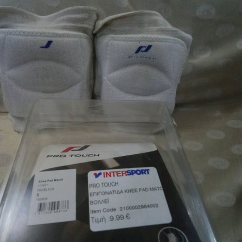 Pro touch volleyball knee pads used, size S