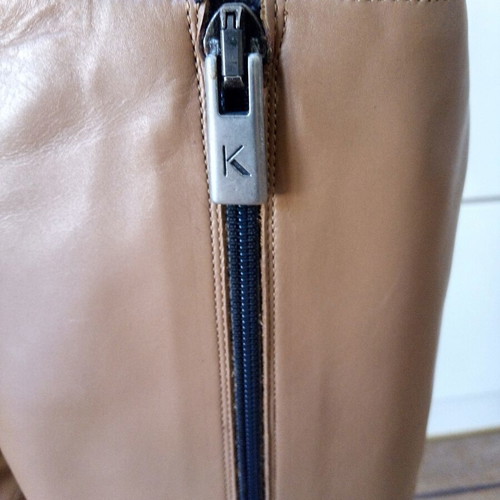 Krizia women's leather boots camel size 38 like new with covered heel