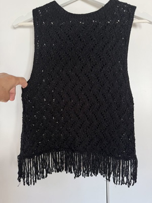 Zara knitted top with metallic yarn and fringes like new, size M