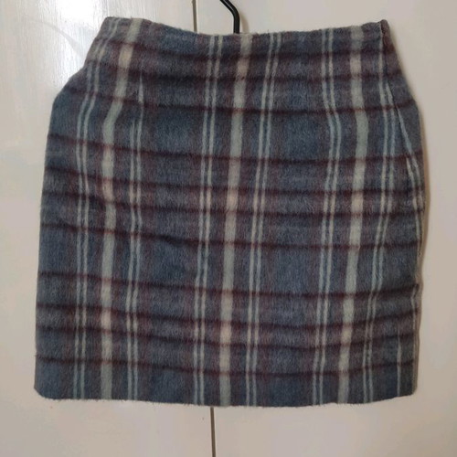 Edited skirt size 36 slim straight line from About You