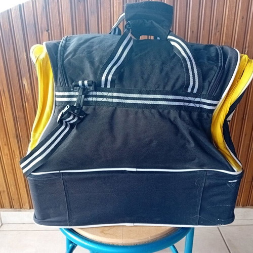 Patrick sports bag like new condition