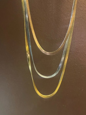 Triple snake chain like new, gold, rose gold and silver colors