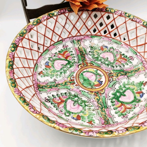 Vintage Chinese Famille Rose Mandarin fruit bowl used