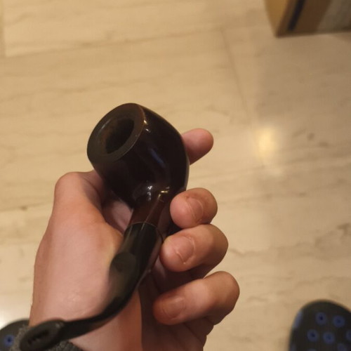 Toscana pipe like new with small crack