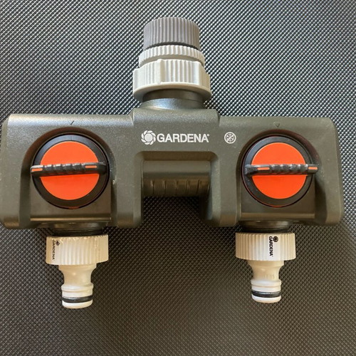 Gardena Frost-Proof Water Distributor Double with Adjustable Flow