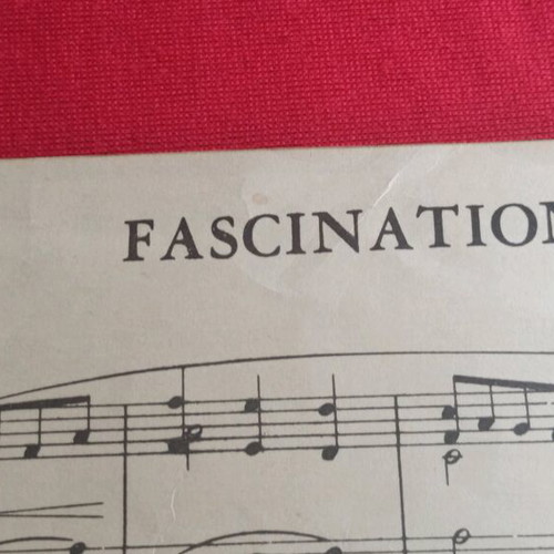 Fascination vintage 1945 piano sheet music like new, English