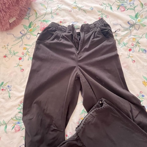 Παντελόνι Bershka σαν καινούργιο, μέγεθος S / 36 / 8