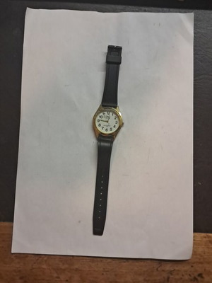 Ρολόι Q&Q Quartz χειρός