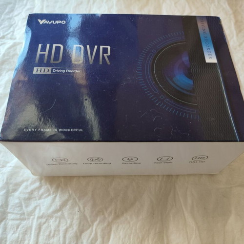 Car dash cam 1080P Full HD with 135° wide-angle lens