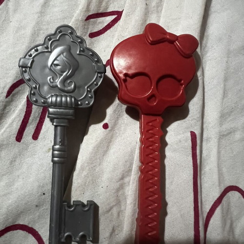 Monster High and Ever After High Doll Hair Combs like new