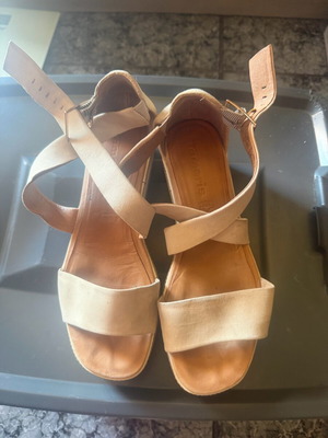 Platform shoes in good condition, size 39