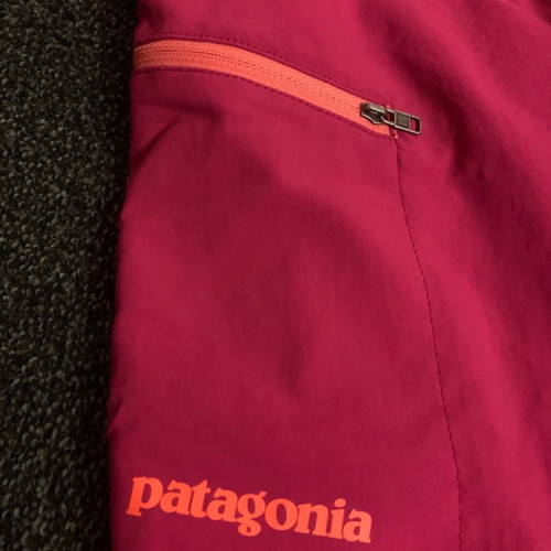 Patagonia womens trouser like new, size 6 (XS), fuchsia
