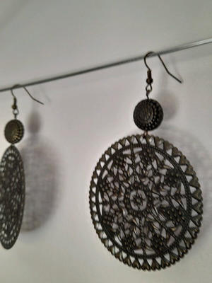 Earrings like new condition