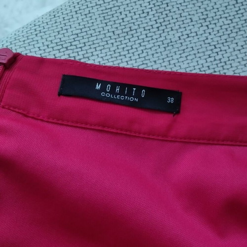 Mohito pleated skirt new without tags, raspberry red, size M