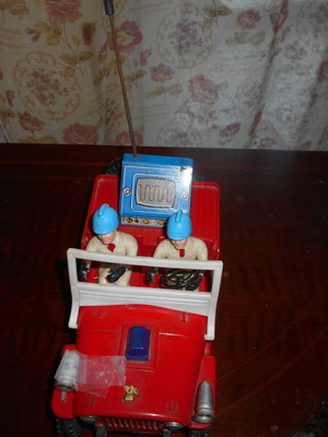 Lyra fire jeep used, dimensions 24x11cm, with detached light