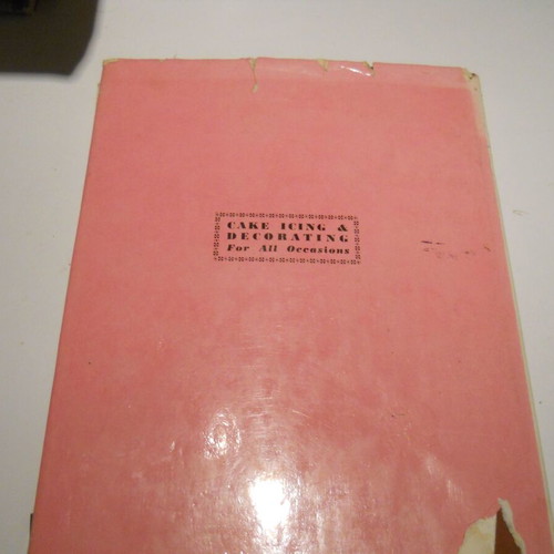 Cake Icing and Decorating cookbook used