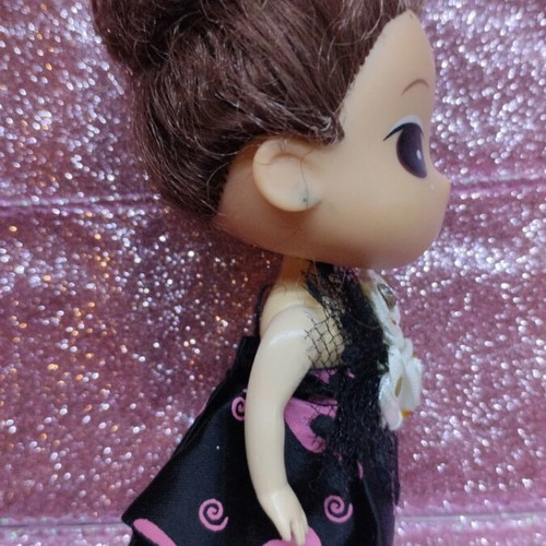 Ddung collectible doll from North Korea like new