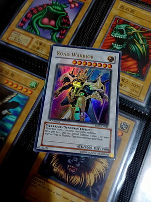 Road Warrior 5DS2 Ultra Rare 1st Edition Yu-Gi-Oh! card, lightly played