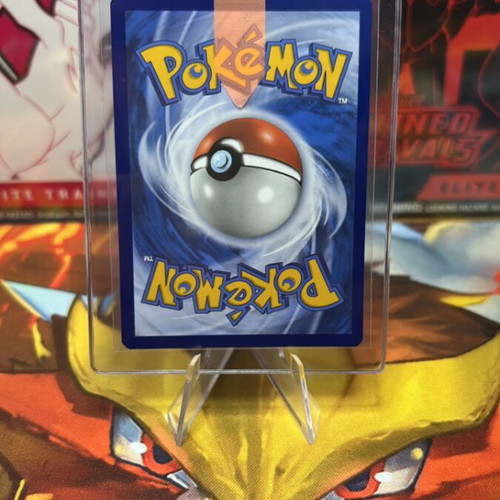 Victini 012/086 Poke Ball Reverse Holo Promo Pokemon Black Bolt White Flare like new
