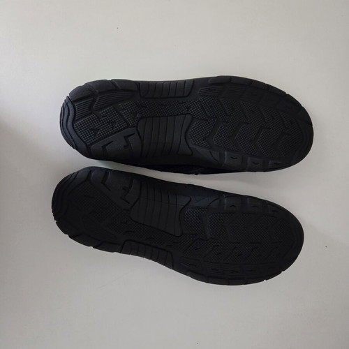 Surf Gear water shoes unisex size 38/39 used, black and lime green