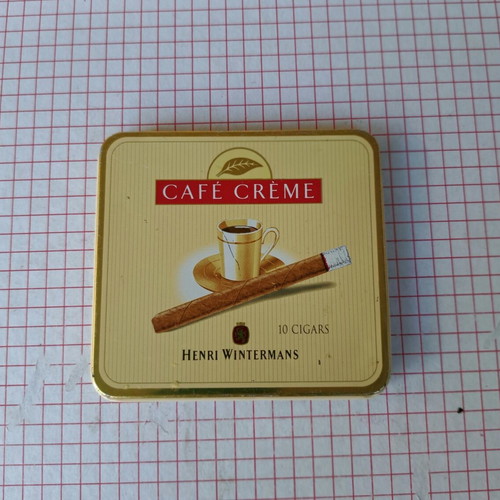 Henri Wintermans collectible metal box for cigars used