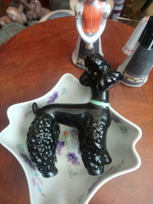 Διακοσμητικά πορσελάνης με συλλεκτικά κομμάτια σκυλάκι και ζευγάρι